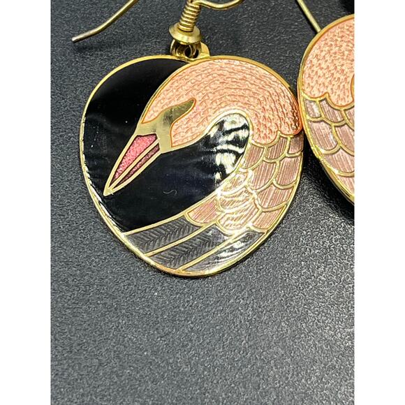 Vintage Cloisonné Heart Shaped Rose Floral Gold Tone  Roman Vintage Heart-Shaped Swan Cloisonné Black and Pink Pierced Dangle Earrings